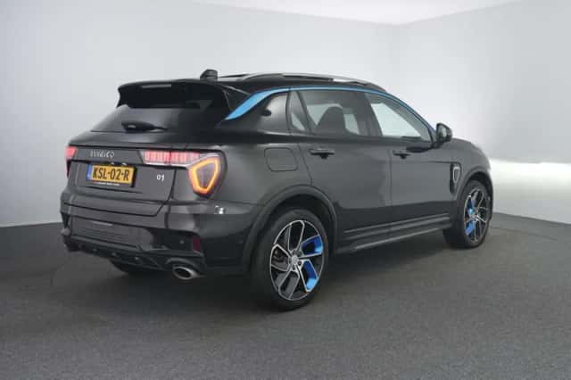 Lynk & Co 01 (2023) thumbnail 2