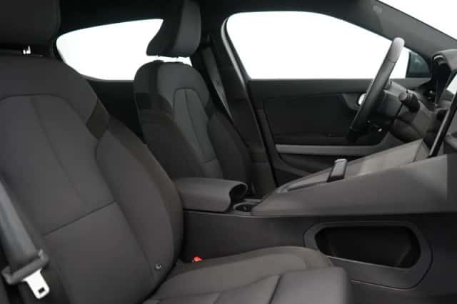Polestar 2 (2023) thumbnail 6