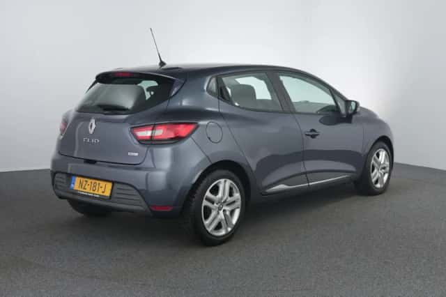 Renault Clio (2017) thumbnail 3