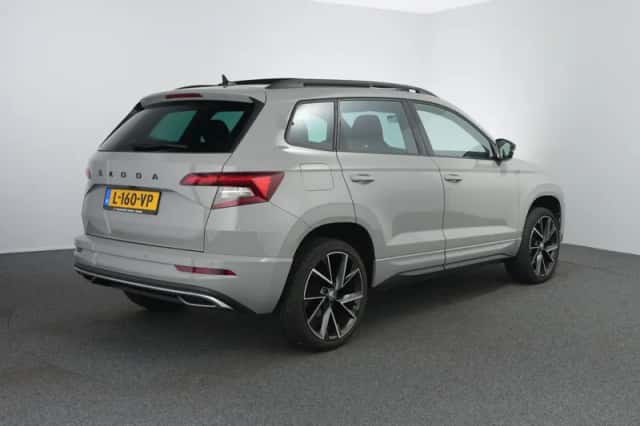 Škoda Karoq (2021) thumbnail 3