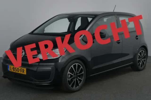 Volkswagen Up! (2021) thumbnail 1