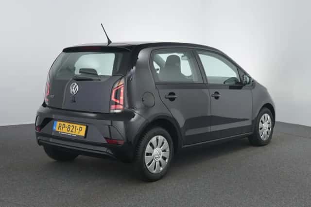 Volkswagen Up! (2018) thumbnail 3