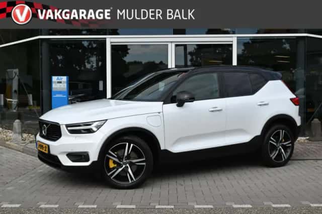Volvo XC40 (2020) thumbnail 1