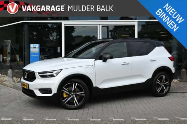 Volvo XC40 (2020) thumbnail 1