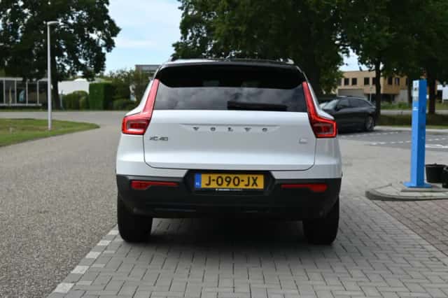 Volvo XC40 (2020) thumbnail 6