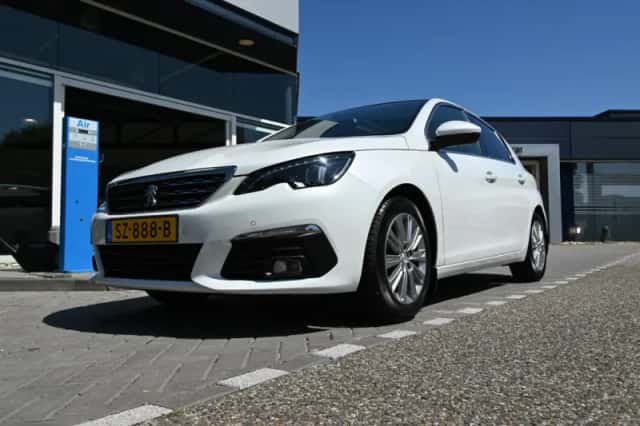 Peugeot 308 (2018) thumbnail 4