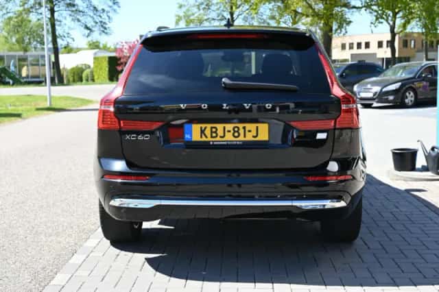 Volvo XC60 (2021) thumbnail 6