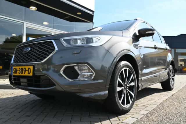 Ford Kuga (2018) thumbnail 4