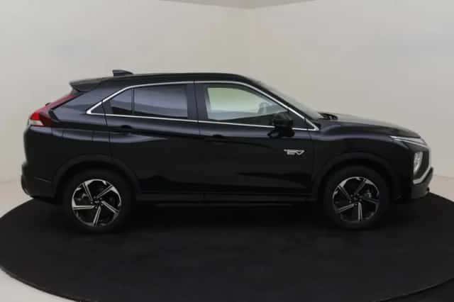 Mitsubishi Eclipse Cross (2025) thumbnail 6