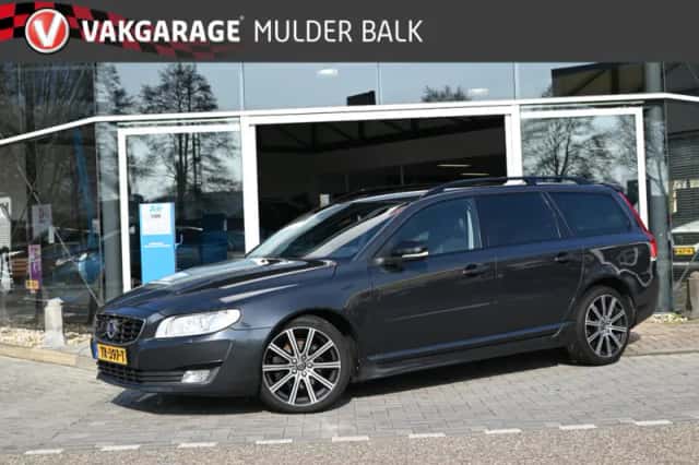 Volvo V70 (2015) thumbnail 1