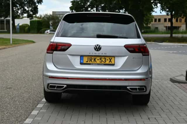 Volkswagen Tiguan (2022) thumbnail 6