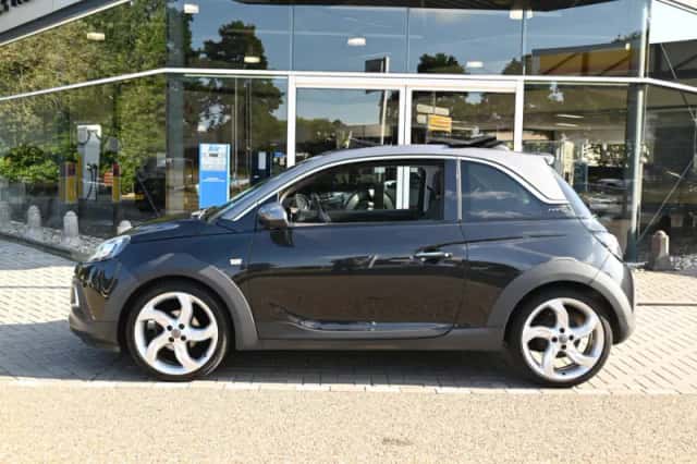 Opel Adam (2016) thumbnail 2