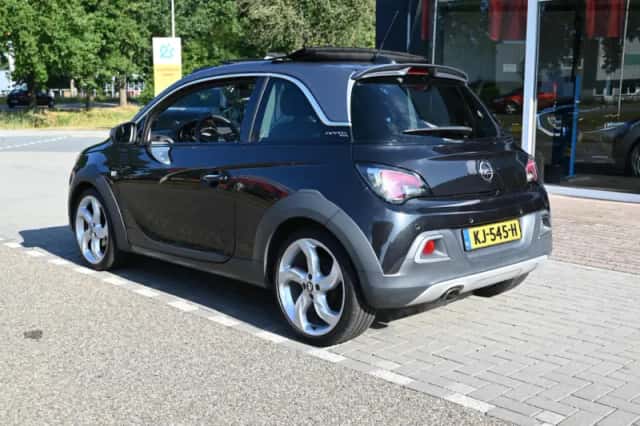 Opel Adam (2016) thumbnail 5