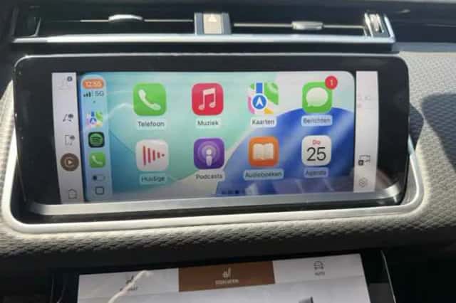 Land Rover Range Rover Velar (2022) thumbnail 6
