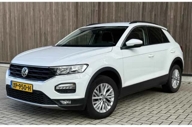 Volkswagen T-Roc (2019) thumbnail 1