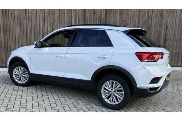 Volkswagen T-Roc (2019) thumbnail 4