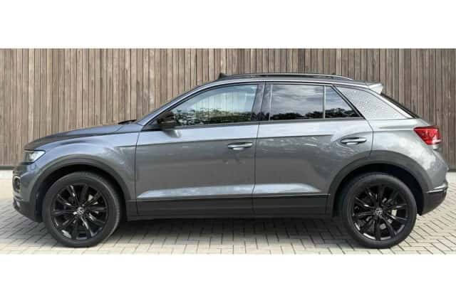 Volkswagen T-Roc (2021) thumbnail 6
