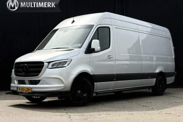 Mercedes-Benz Sprinter (2020) thumbnail 1