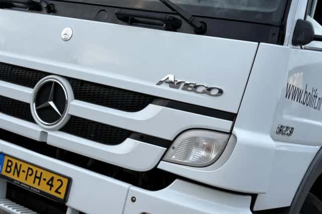 Mercedes-Benz Atego (2000) thumbnail 2
