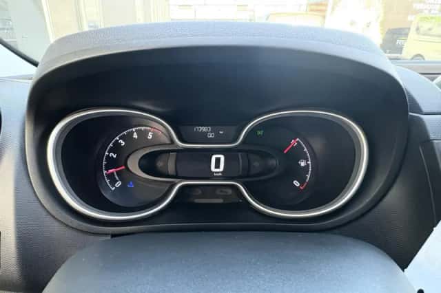 Opel Vivaro (2018) thumbnail 2