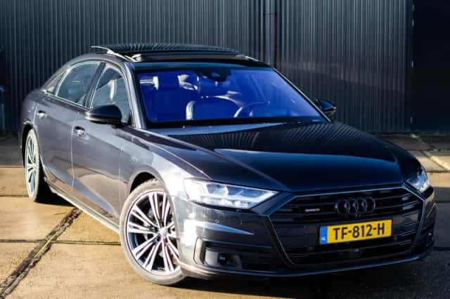 Audi A8 (2018) thumbnail 4