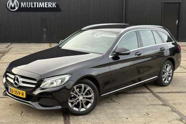 Mercedes-Benz C-Klasse (2016) thumbnail 1