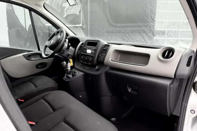 Renault Trafic (2018) thumbnail 4