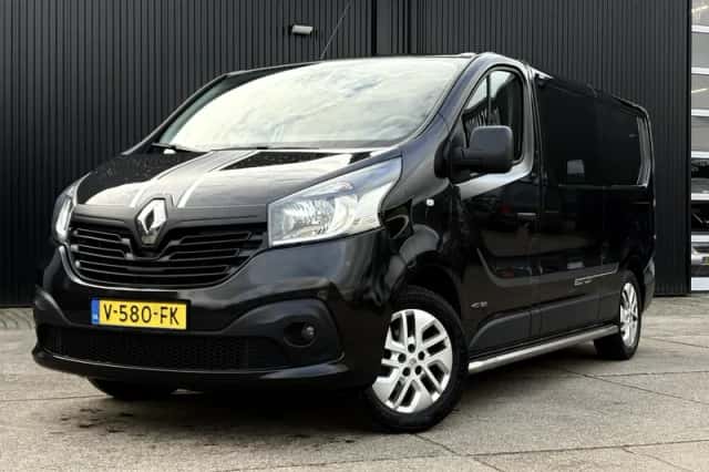 Renault Trafic (2017) thumbnail 2