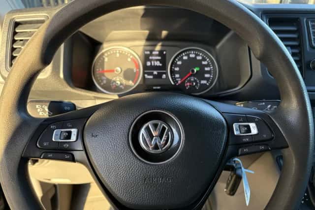 Volkswagen Crafter (2019) thumbnail 5