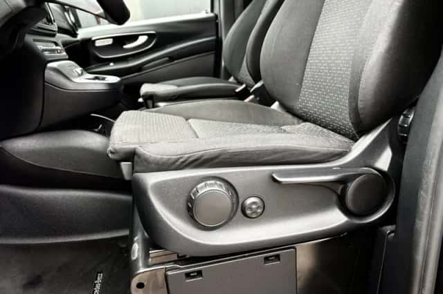 Mercedes-Benz Vito (2024) thumbnail 5