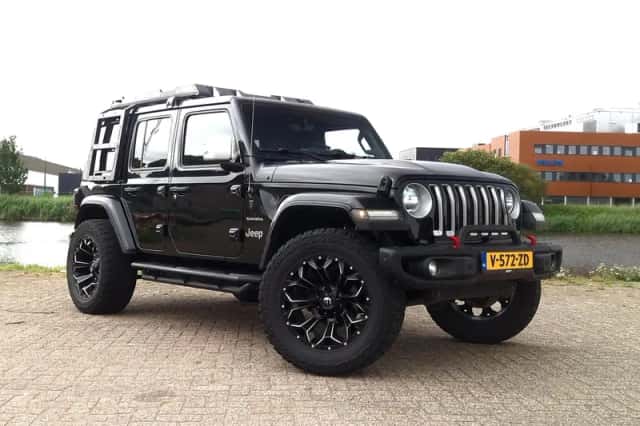 Jeep Wrangler (2019) thumbnail 5