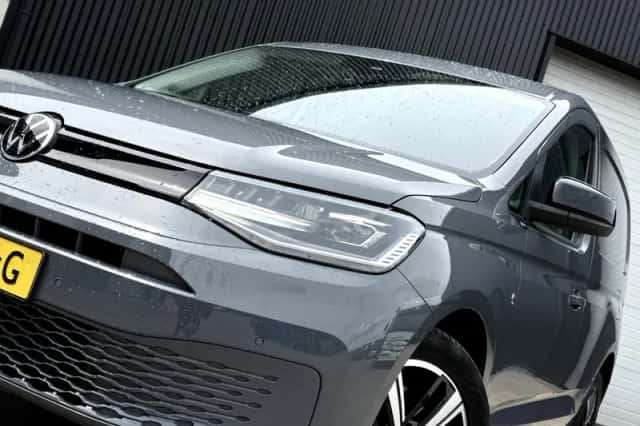 Volkswagen Caddy (2021) thumbnail 2