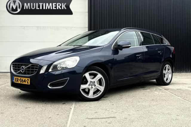 Volvo V60 (2011) thumbnail 1