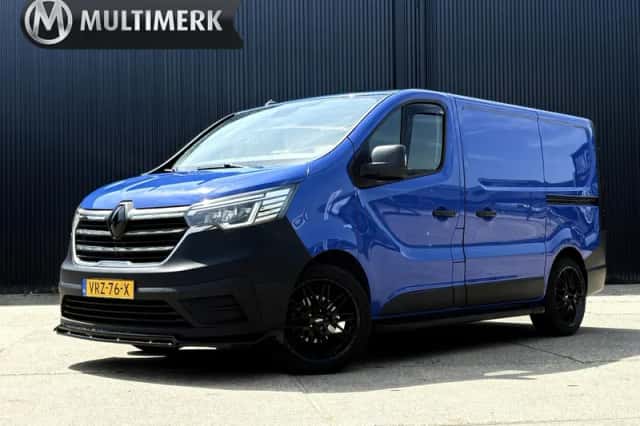 Renault Trafic (2022) thumbnail 1