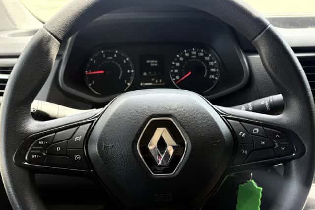 Renault Trafic (2022) thumbnail 4