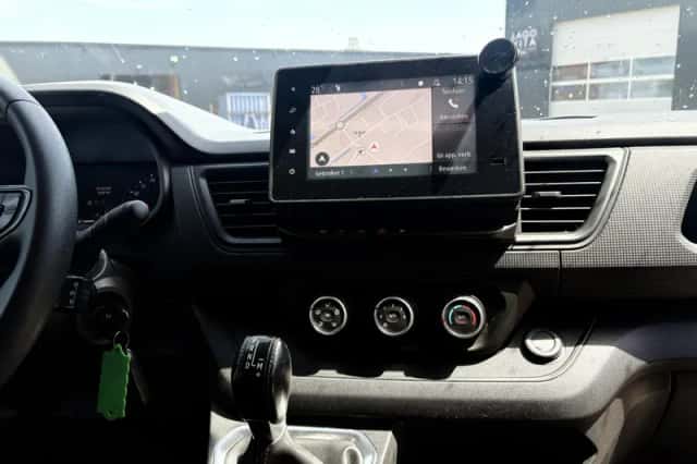 Renault Trafic (2022) thumbnail 5