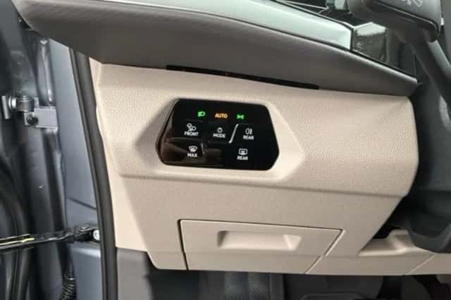 Volkswagen Multivan (2026) thumbnail 6
