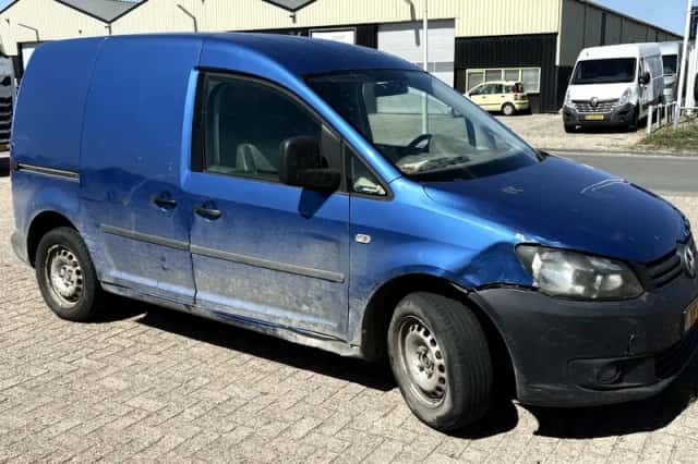 Volkswagen Caddy (2013) thumbnail 5