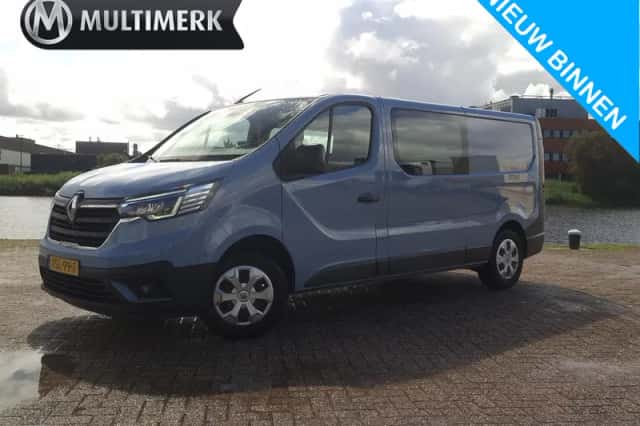 Renault Trafic (2022) thumbnail 1