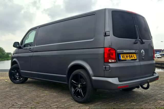 Volkswagen Transporter (2021) thumbnail 5
