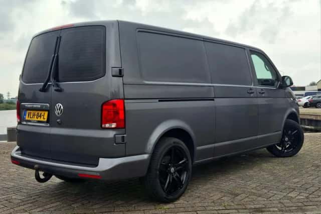 Volkswagen Transporter (2021) thumbnail 6