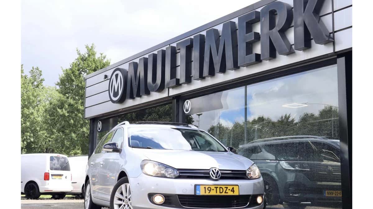 Volkswagen Golf — foto 1