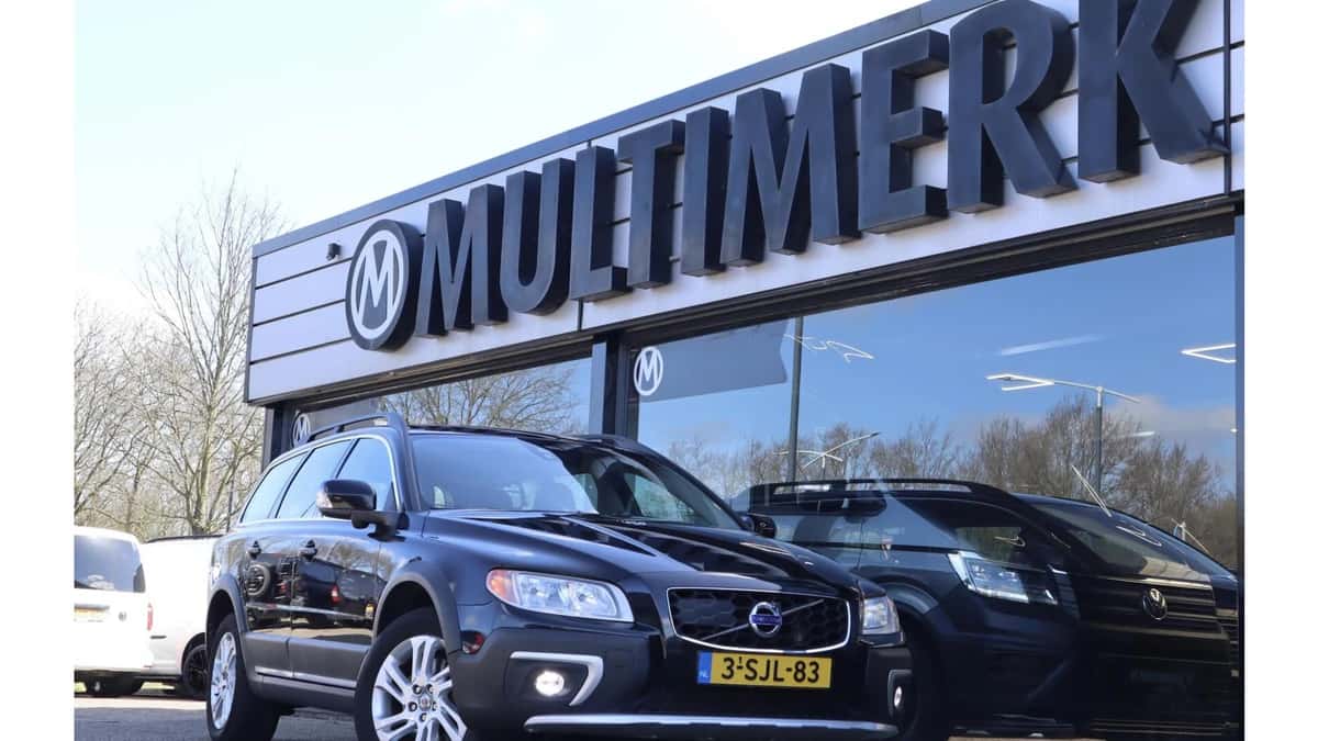 Volvo XC70 — foto 1