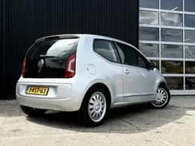 Volkswagen Up! (2012) thumbnail 14