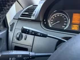 Mercedes-Benz Vito (2012) thumbnail 19