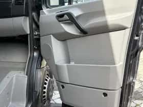 Volkswagen Crafter (2012) thumbnail 13