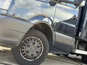 Volkswagen Crafter (2012) thumbnail 3