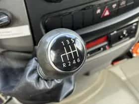 Volkswagen Crafter (2012) thumbnail 22
