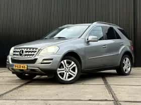 Mercedes-Benz ML-Klasse (2010) thumbnail 2