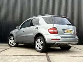 Mercedes-Benz ML-Klasse (2010) thumbnail 6
